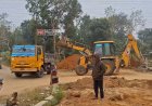 Residents Halt Substandard Construction Work on Sabroom Overhead Tank Boundary Wall