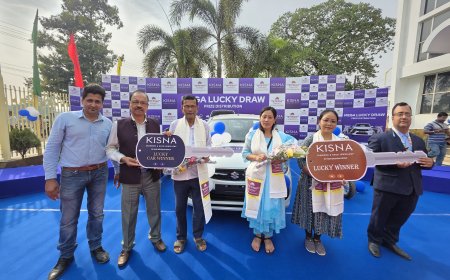 Swarnakamal Jewellers Hands Over Maruti Celerio Car to Mega Lucky Draw Winner in Agartala