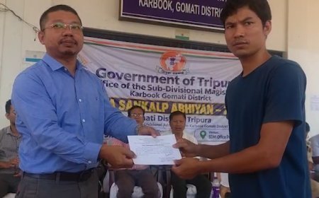 'Seva Sankalp Abhiyan' Organized in Karbook Sub-Division: Sub-Divisional Administration Distributes Key Certificates to Public