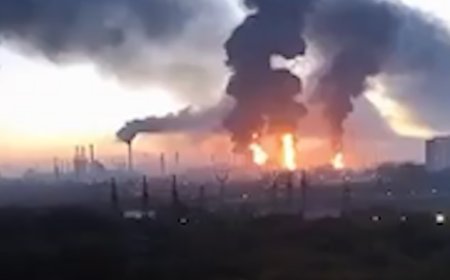 Moscow Repels Unprecedented Drone Barrage as Oil Refinery and Housing Units Struck