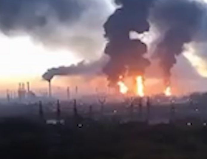 Moscow Repels Unprecedented Drone Barrage as Oil Refinery and Housing Units Struck