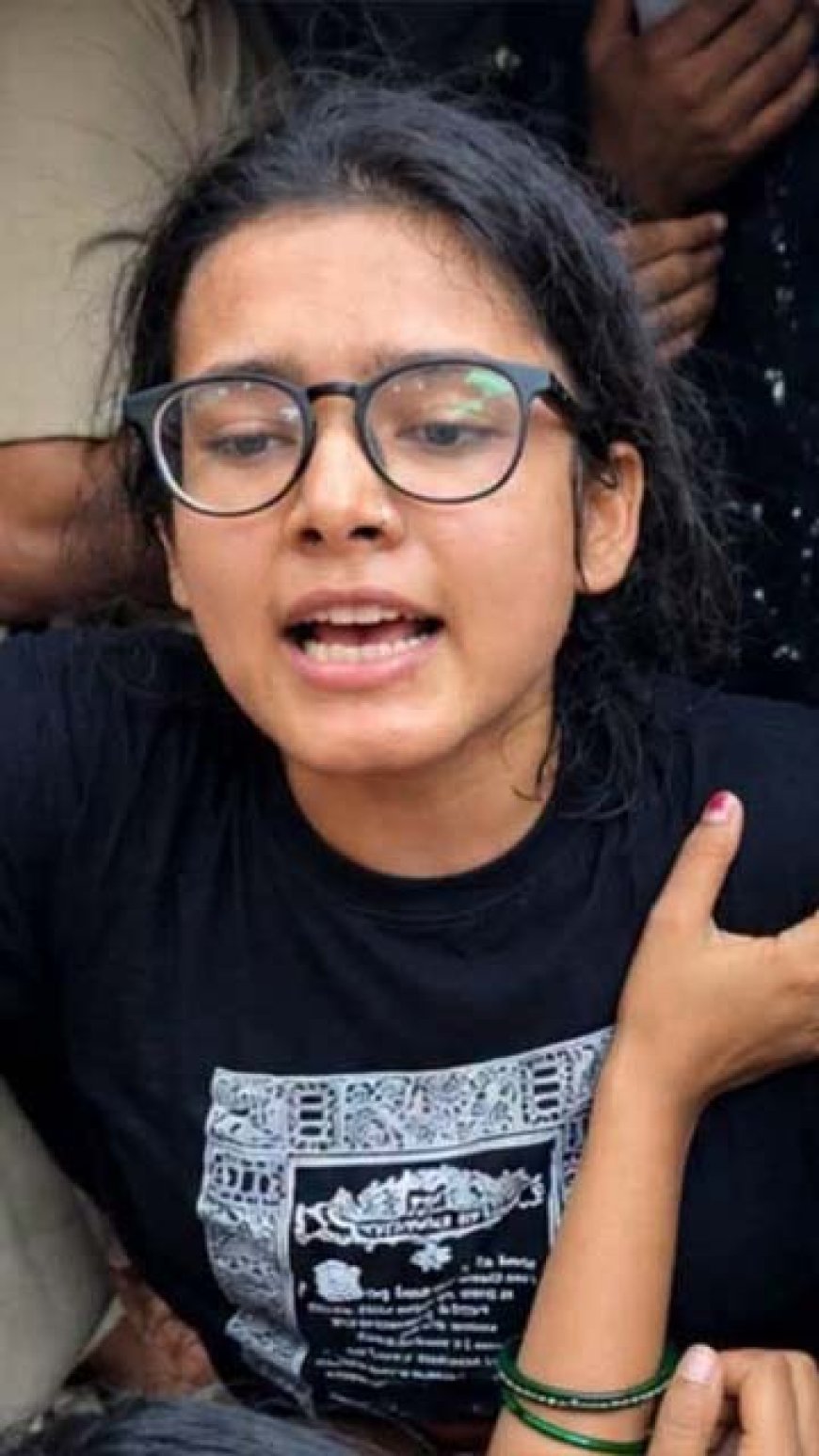 Neha Bora Among Protesters Detained at Jantar Mantar Demanding CEC Gyanesh Kumar’s Resignation
