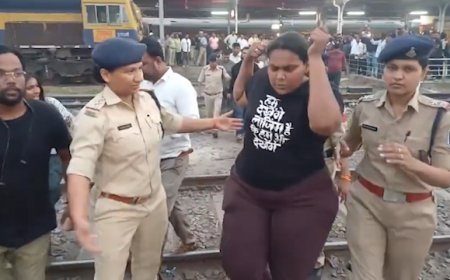 Students' Journey to Delhi Protest Interrupted by Alleged Police Detention in Itarsi
