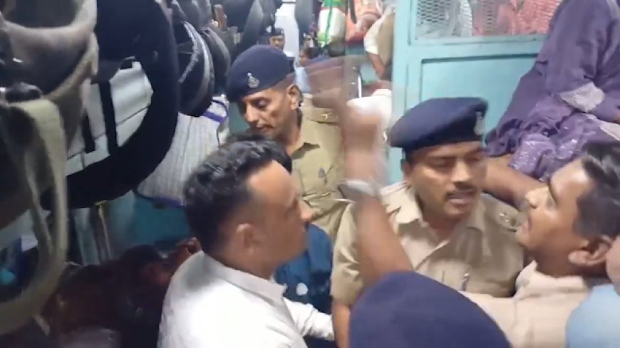 Students' Journey to Delhi Protest Interrupted by Alleged Police Detention in Itarsi