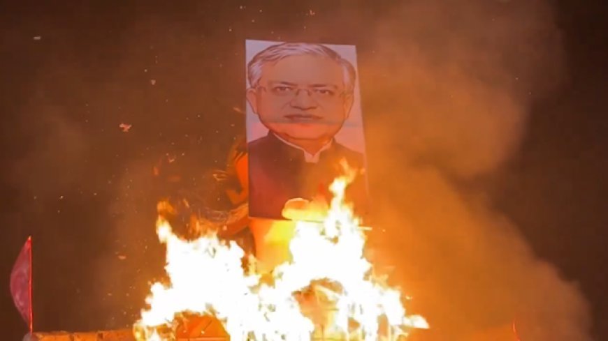 Gyanesh Kumar Effigy Burned as Youth Congress Raises Electoral Integrity Concerns